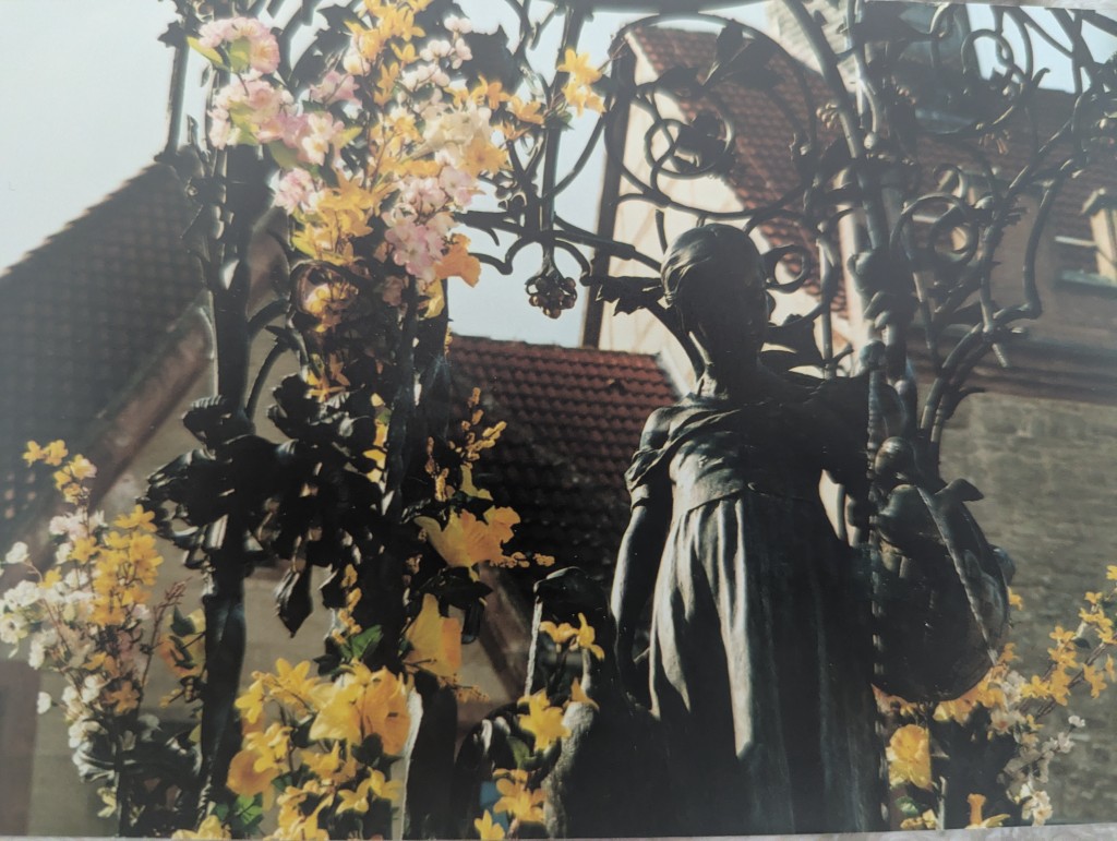 The Gänseliesel fountain in Göttingen